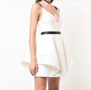 Halston heritage dress with fold